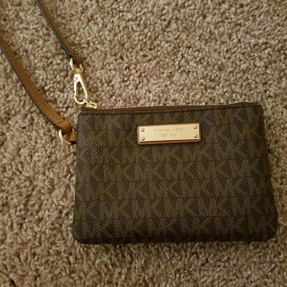 Michael Kors logo coin purse